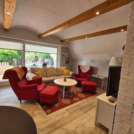 Luettje Pietje Holiday home Bedekaspel